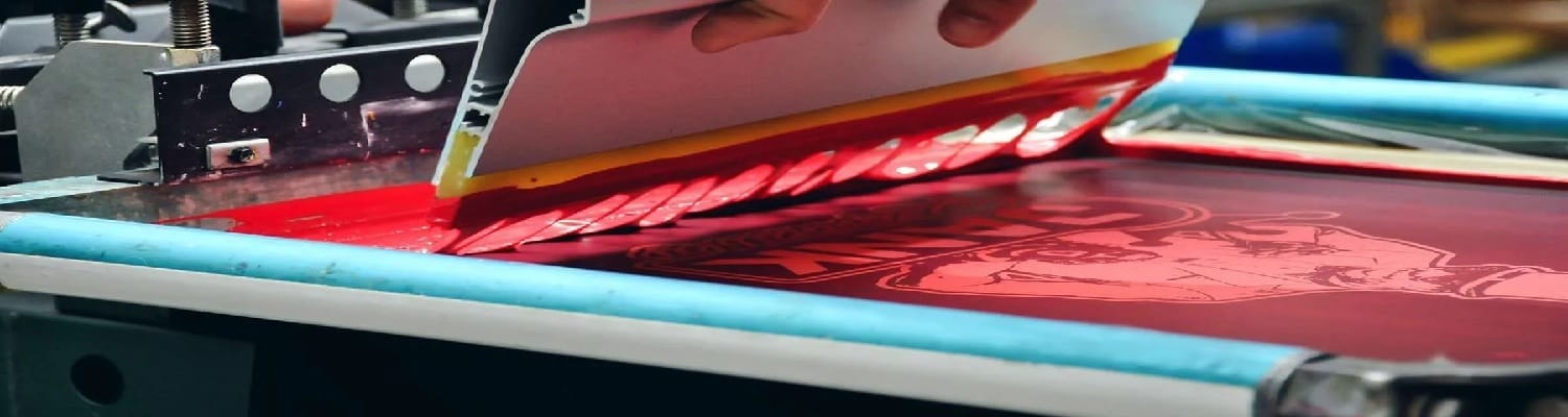 Jakie sa roznice miedzy sitodrukiem a innymi metodami druku